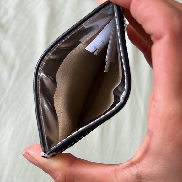 Reserved - Picture 5 of 5